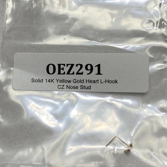 Stamped 14K Solid Yellow Gold Heart CZ diamond Bling L-Hook Nose Stud - Picture 6 of 6